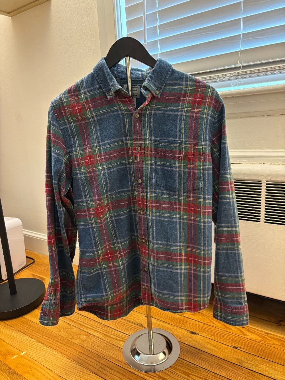 Like New Men's Classic L.L. Bean Flannel-Style Button-Down Size Small